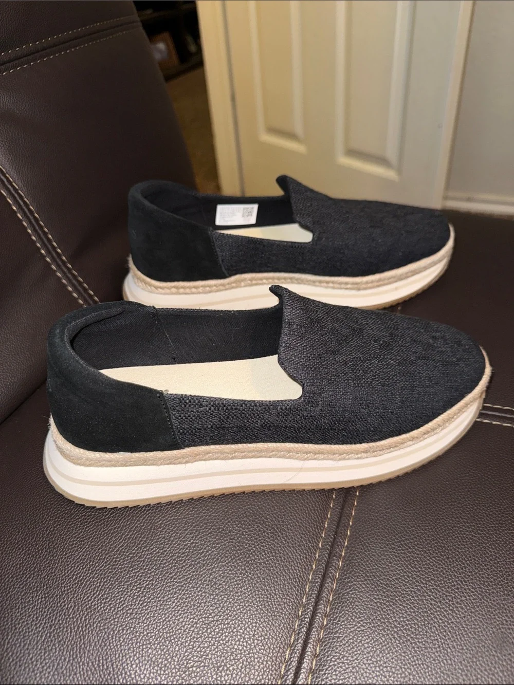 NWOT Toms Black Espadrille Platform Slip-On